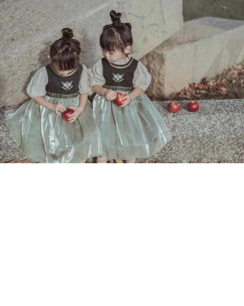 女雙胞胎兒童攝影寫真Lucy&Leia